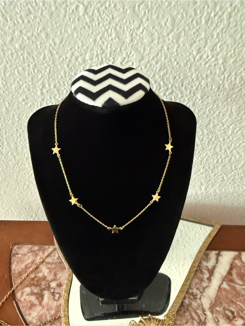 TRIFARI Gold Star 5 Necklace/Shoker   with logo  Trifari - Picture 8 of 8